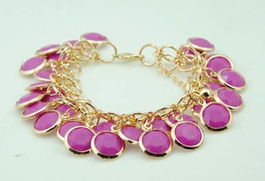 安琪兒飾品 典雅時尚女款手鏈與多色手鐲，批發零售兼美發飾品銷售的一站式選擇